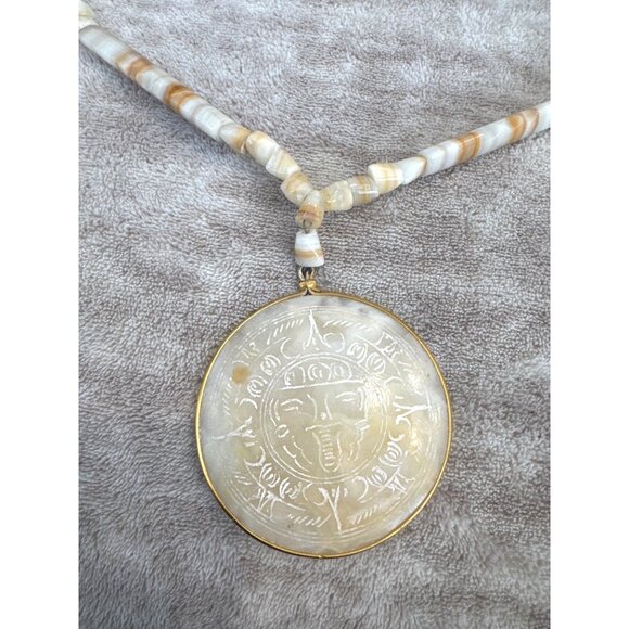 Vintage Aztec Sun Pendant Beaded Necklace Hand Carved - Picture 2 of 8